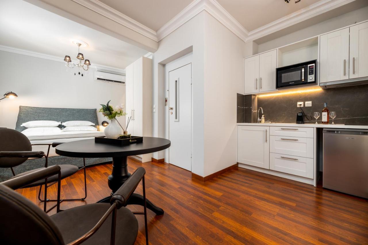 Asty Luxury Apartments Атина Екстериор снимка