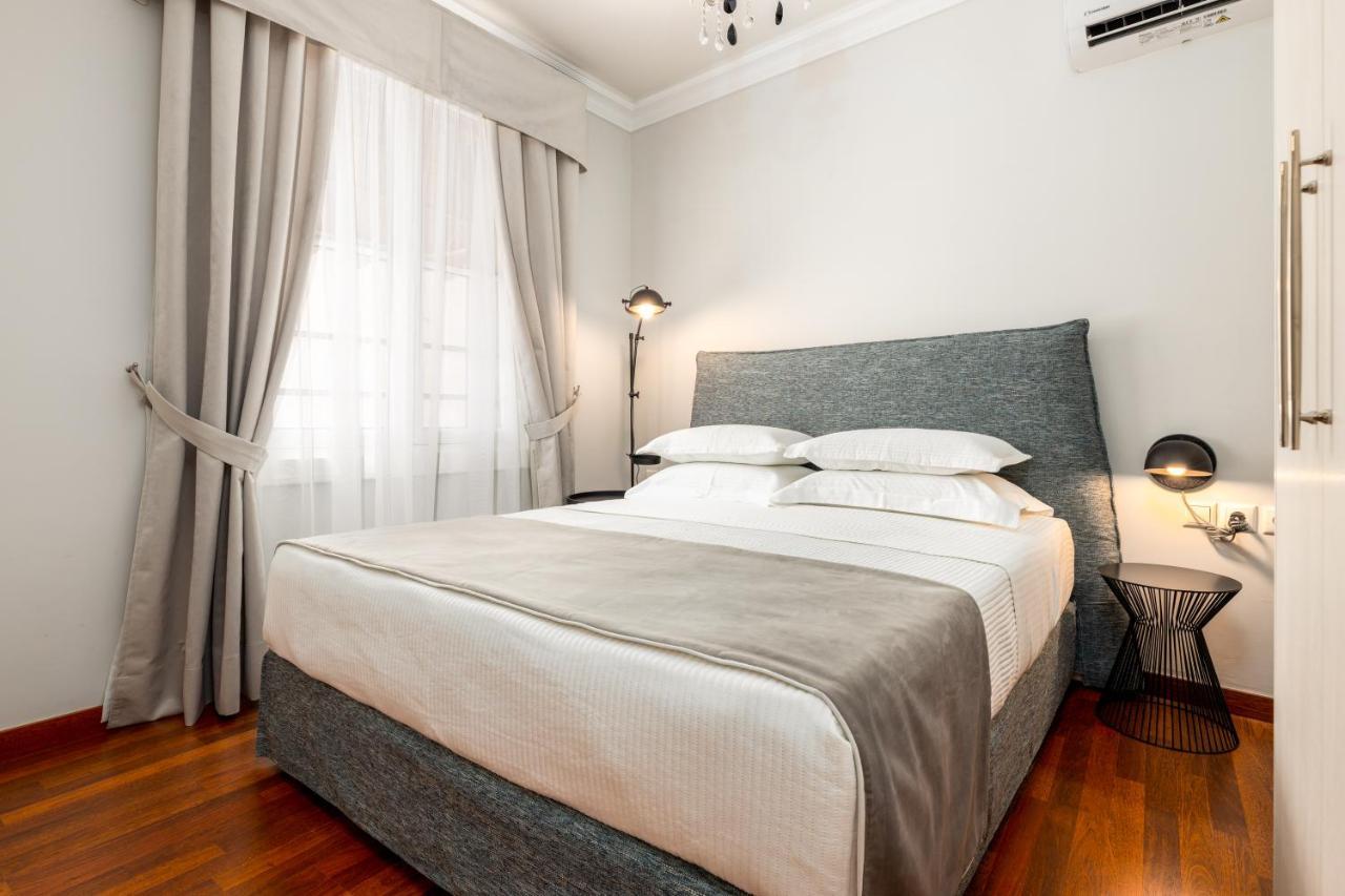 Asty Luxury Apartments Атина Екстериор снимка