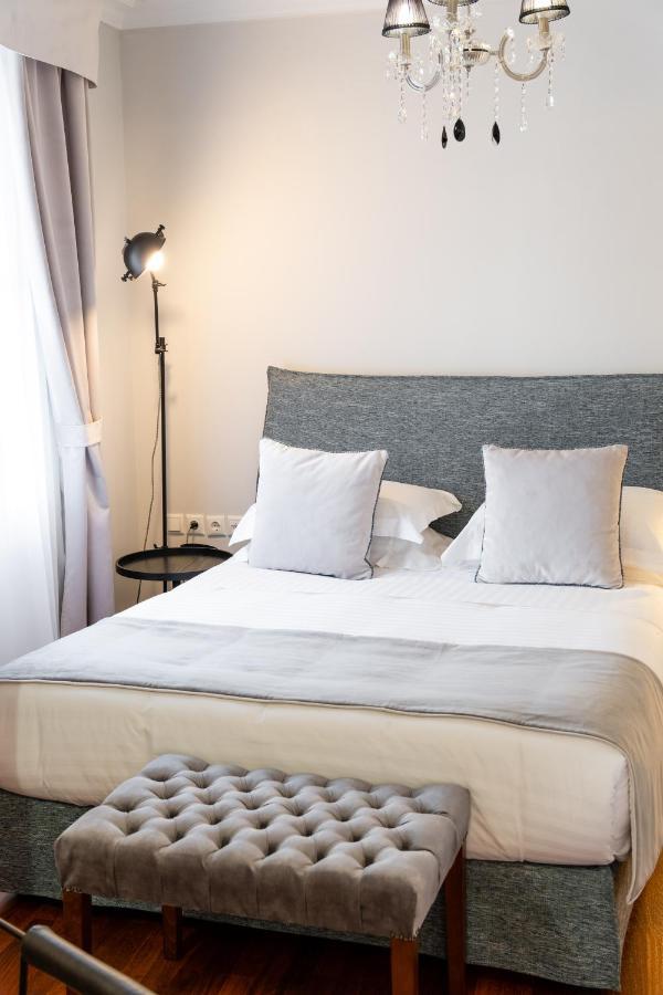 Asty Luxury Apartments Атина Екстериор снимка