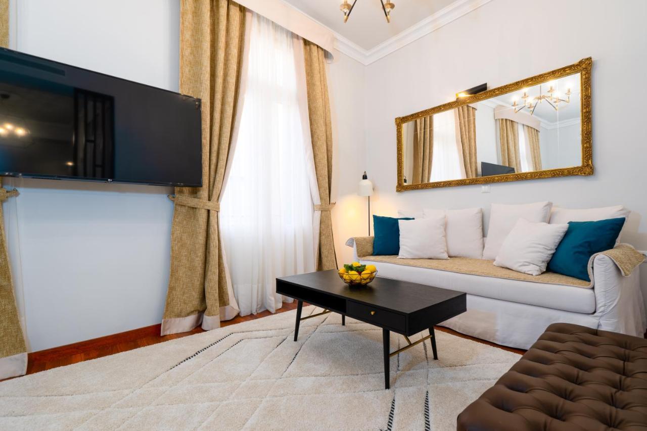 Asty Luxury Apartments Атина Екстериор снимка