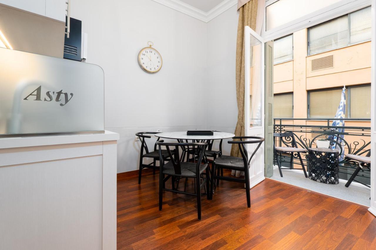 Asty Luxury Apartments Атина Екстериор снимка