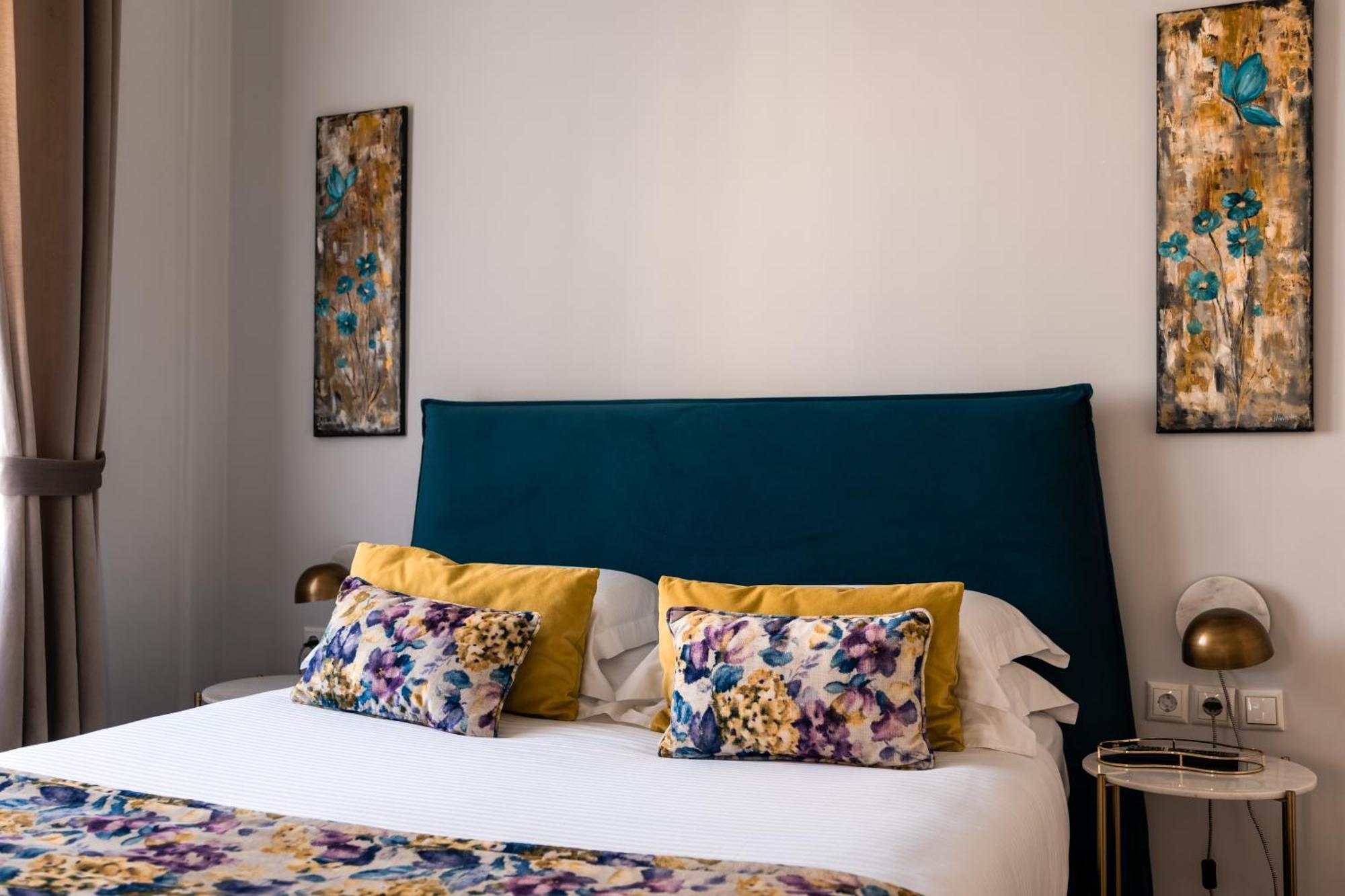 Asty Luxury Apartments Атина Екстериор снимка